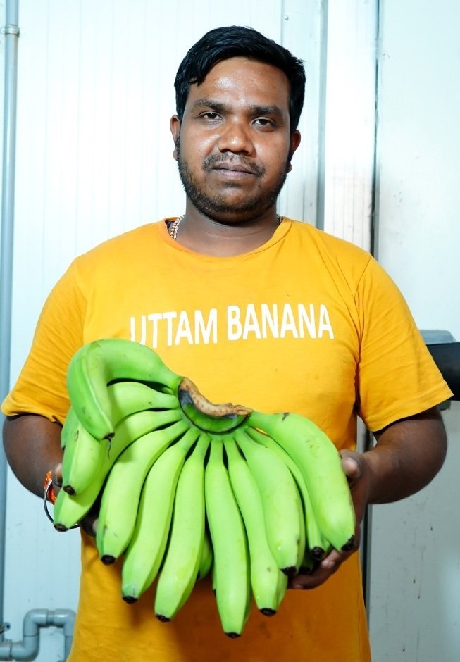 Uttam Fresh Fruits Supplier - Image 1